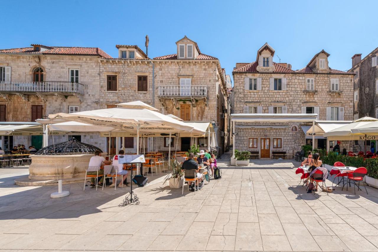 Apartments Villa Tudor 1 Hvar Town Exterior photo